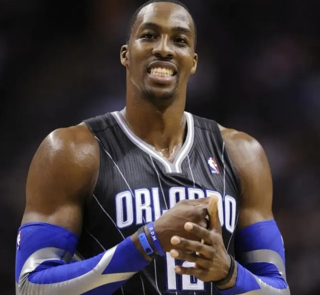 迟到4年的官宣！曾单换詹姆斯，今天终于退役